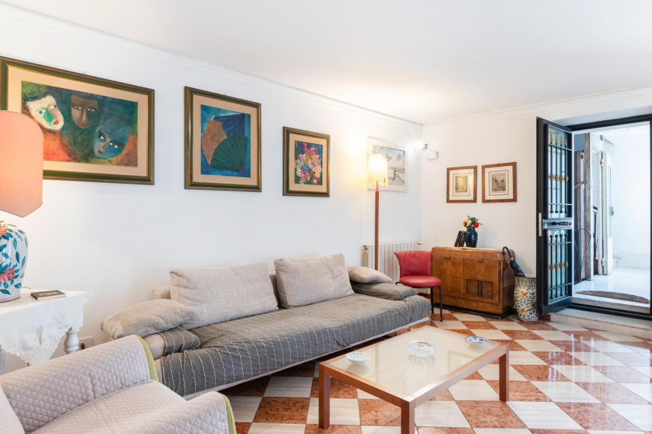 Via Etnea Cozy Apartment With Balcony Catania-Fontanarossai nemzetközi repülőtér Kültér fotó